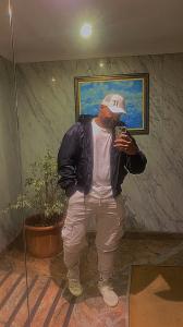 Chico busca chica en Lérida: 