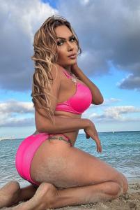 671153247: Transexual en Las Palmas