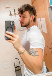 672044911: Chico busca chica en Tarragona