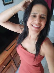 613705412: Chica busca chico en Las Palmas