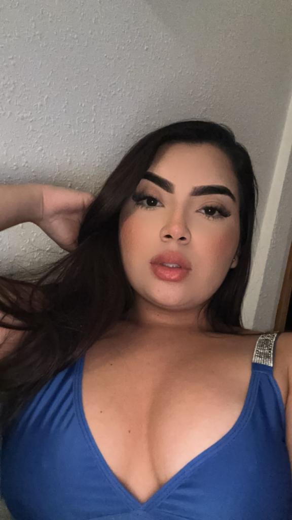 604275569: Chica busca chico en Segovia