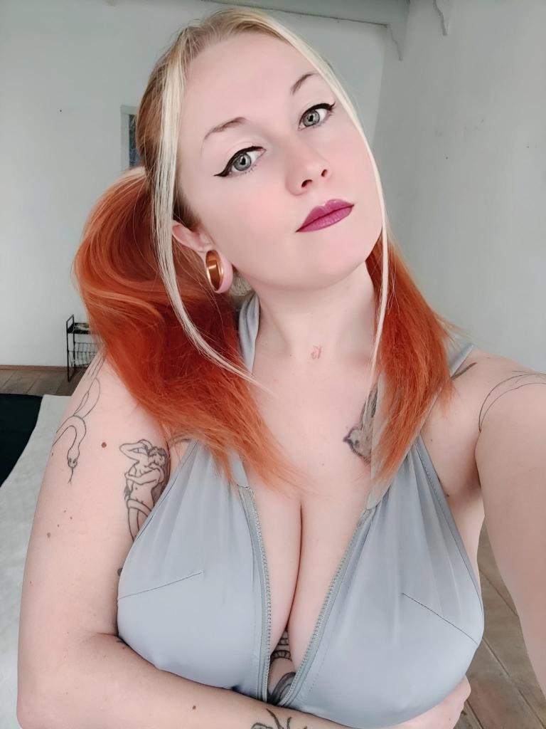 666752637: Chica busca chico en Barcelona