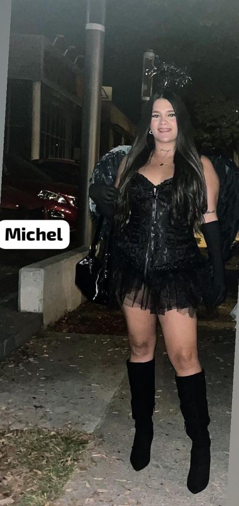 664658498: Chica busca chico en Cádiz