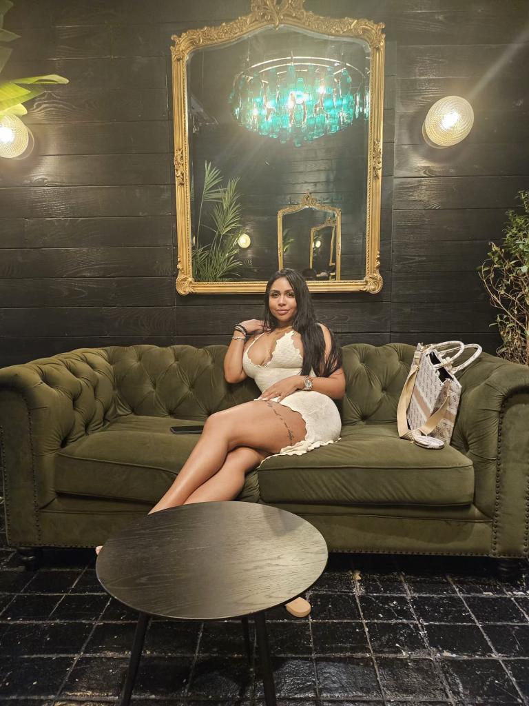 637238543: Chica busca chico en Sevilla