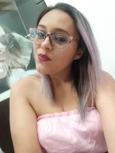 675351343: Chica busca chico en Madrid