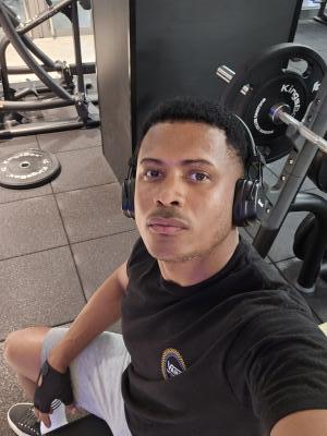 602379705: Chico busca chica en Barcelona