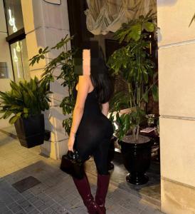 613806975: Chica busca chico en Cádiz