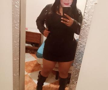 607465678: Chica busca chico en Granada