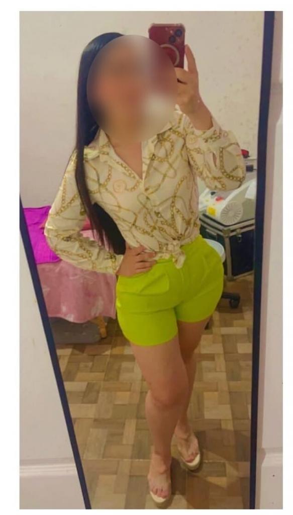 613706156: Chica busca chico en Madrid