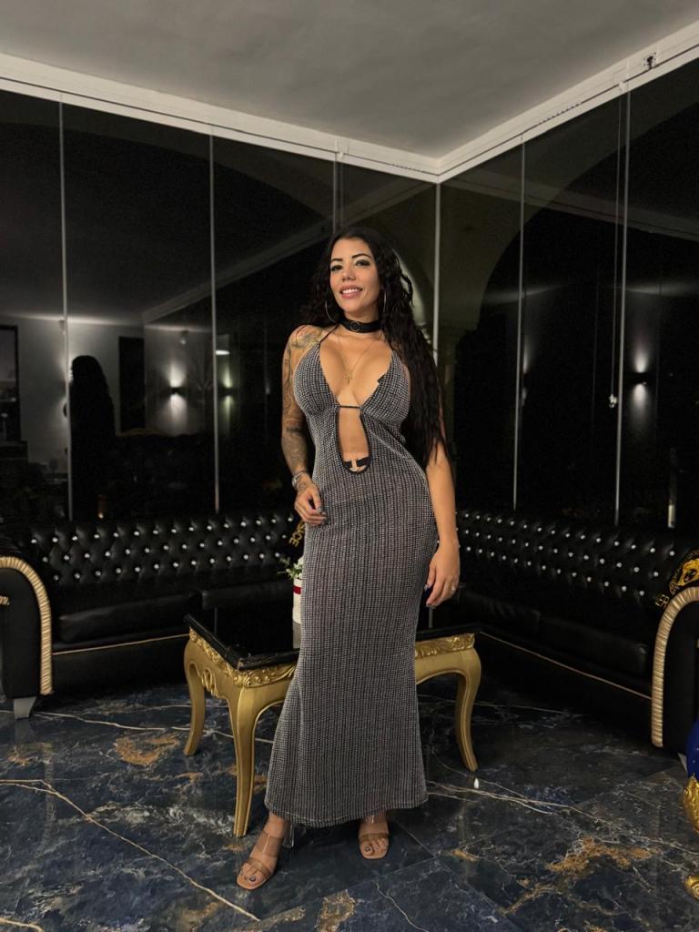 Chica busca chico en Málaga: Chica busca chico