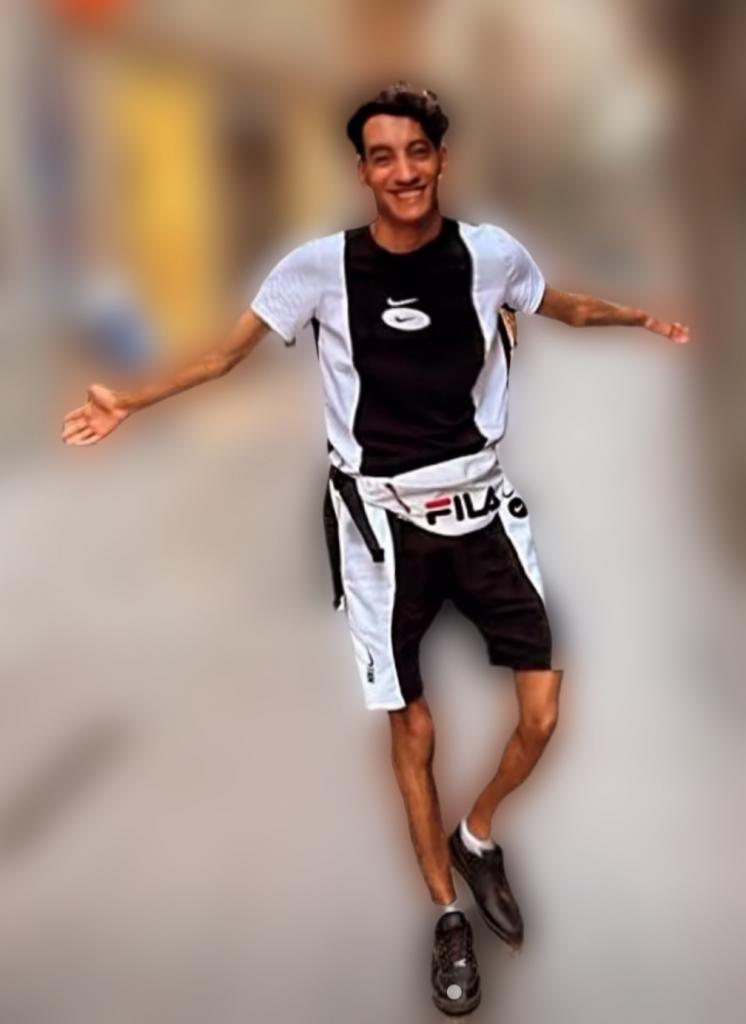 672921272: Chica busca chico en Zaragoza