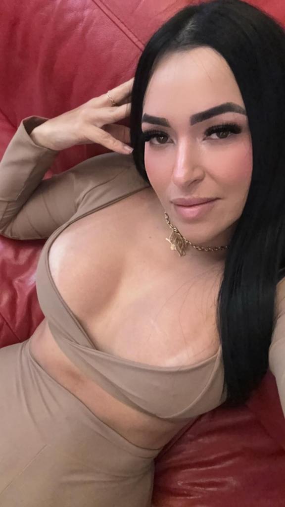 624426049: Chica busca chico en Tenerife