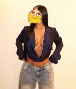 670860274: Chica busca chico en Madrid