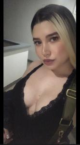 612428989: Chica busca chico en Sevilla