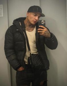 626188945: Chico busca chica en Barcelona