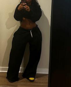 670861082: Chica busca chico en Alicante