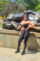 611059435: Chica busca chico en Barcelona