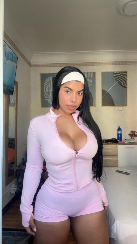 Chica busca chico en Granada: 