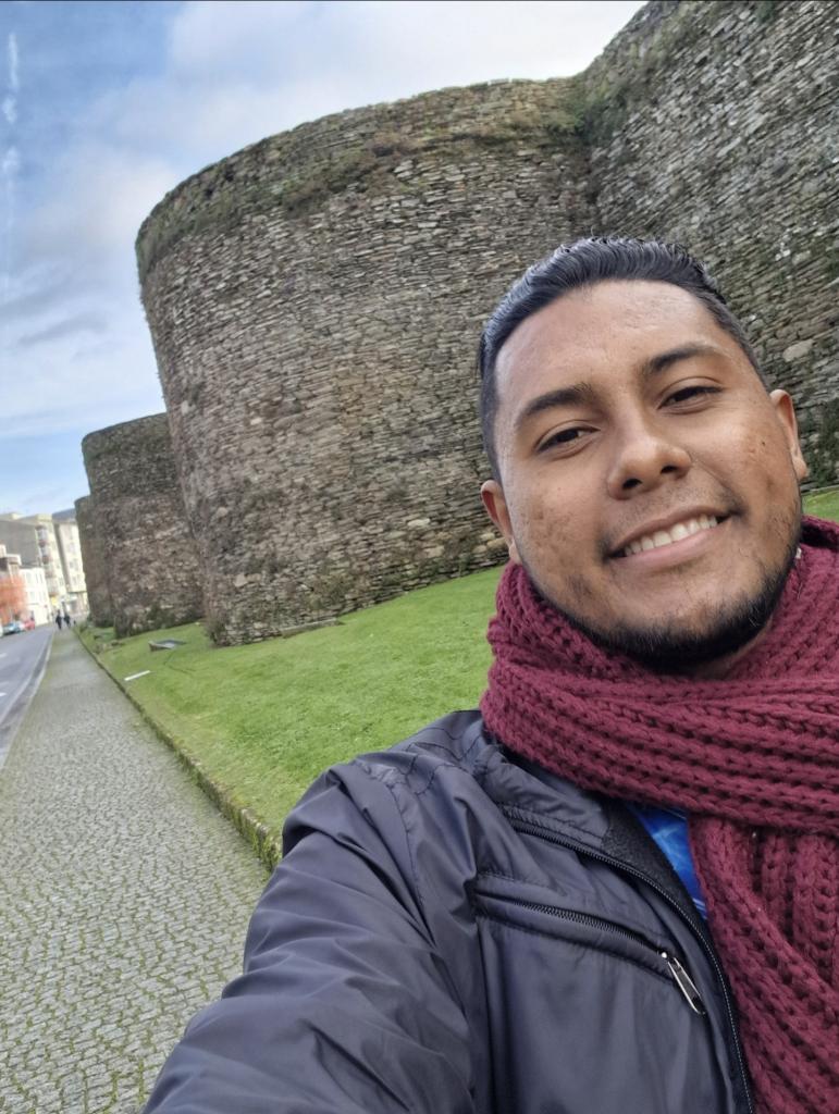 614249986: Chico busca chica en Cantabria