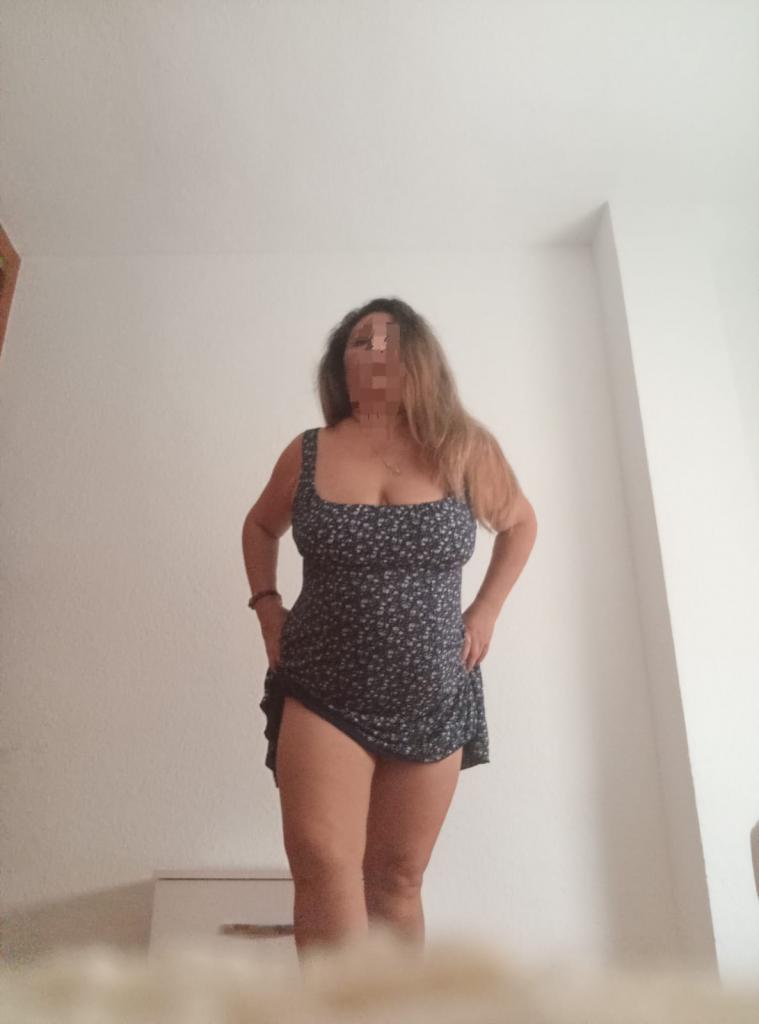 Chica busca chico en Murcia: 