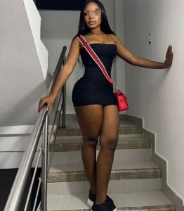 642027344: Chica busca chico en La Coruña