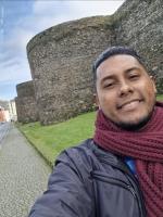 614249986: Chico busca chica en Cantabria