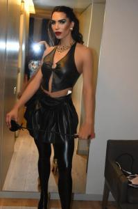 637805317: Travesti en Barcelona