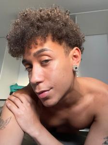 651429550: Chico busca chica en Guipúzcoa