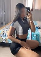 624478389: Chica busca chico en Barcelona