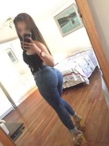 672911462: Chica busca chico en Madrid