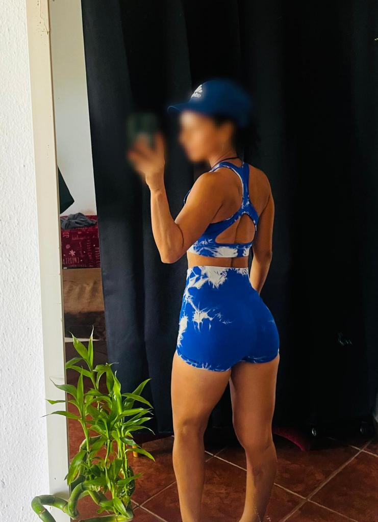 604109938: Chica busca chico en Málaga