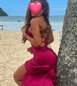 647322817: Chica busca chico en Cádiz