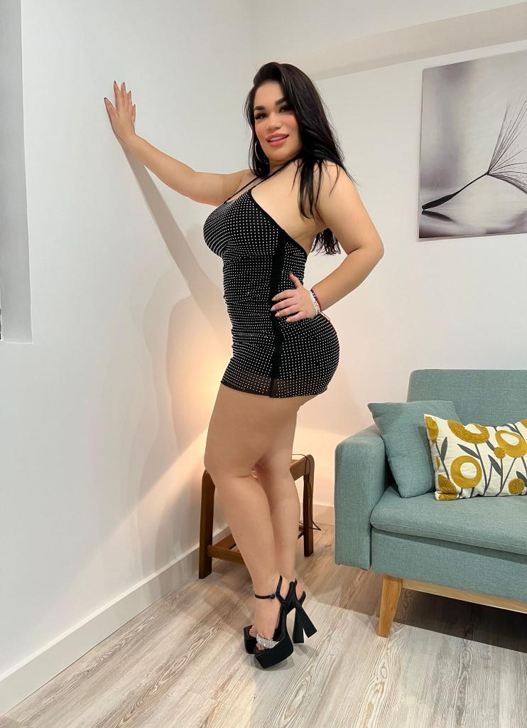 624763201: Chica busca chico en Navarra