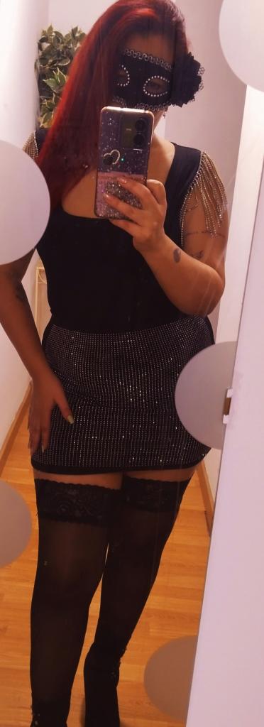 614717963: Chica busca chico en Málaga