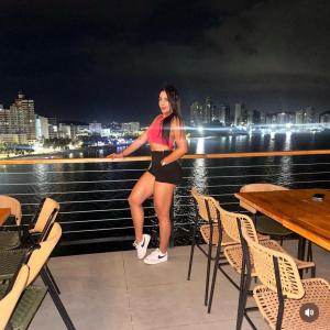 Chica busca chico en Barcelona: 