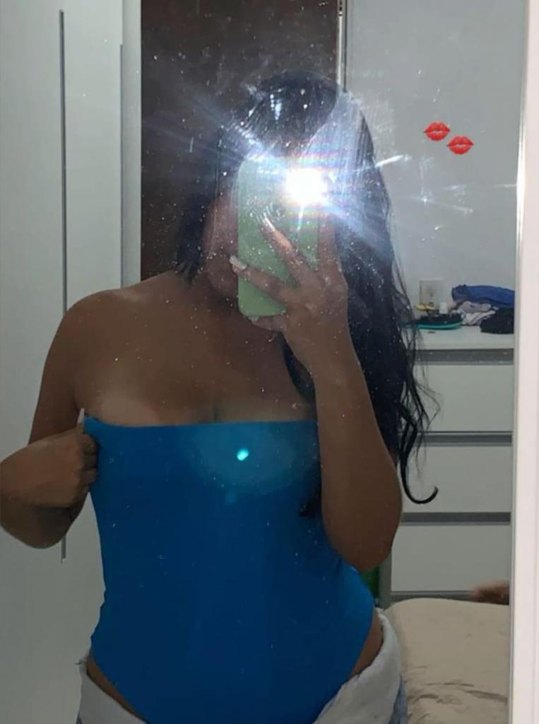 Chica busca chico en Cádiz: 