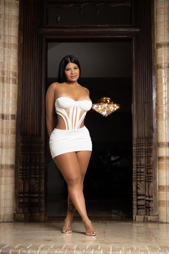 661129083: Chica busca chico en Almería