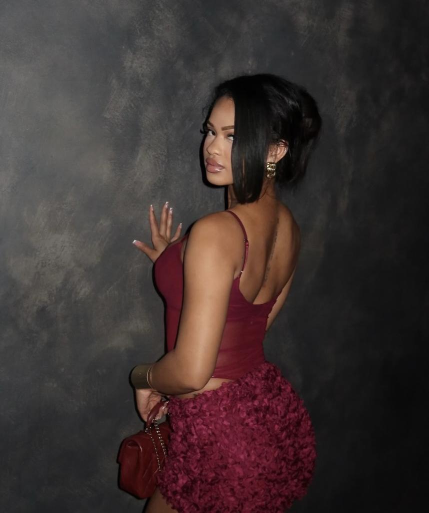 623599742: Chica busca chico en Huelva