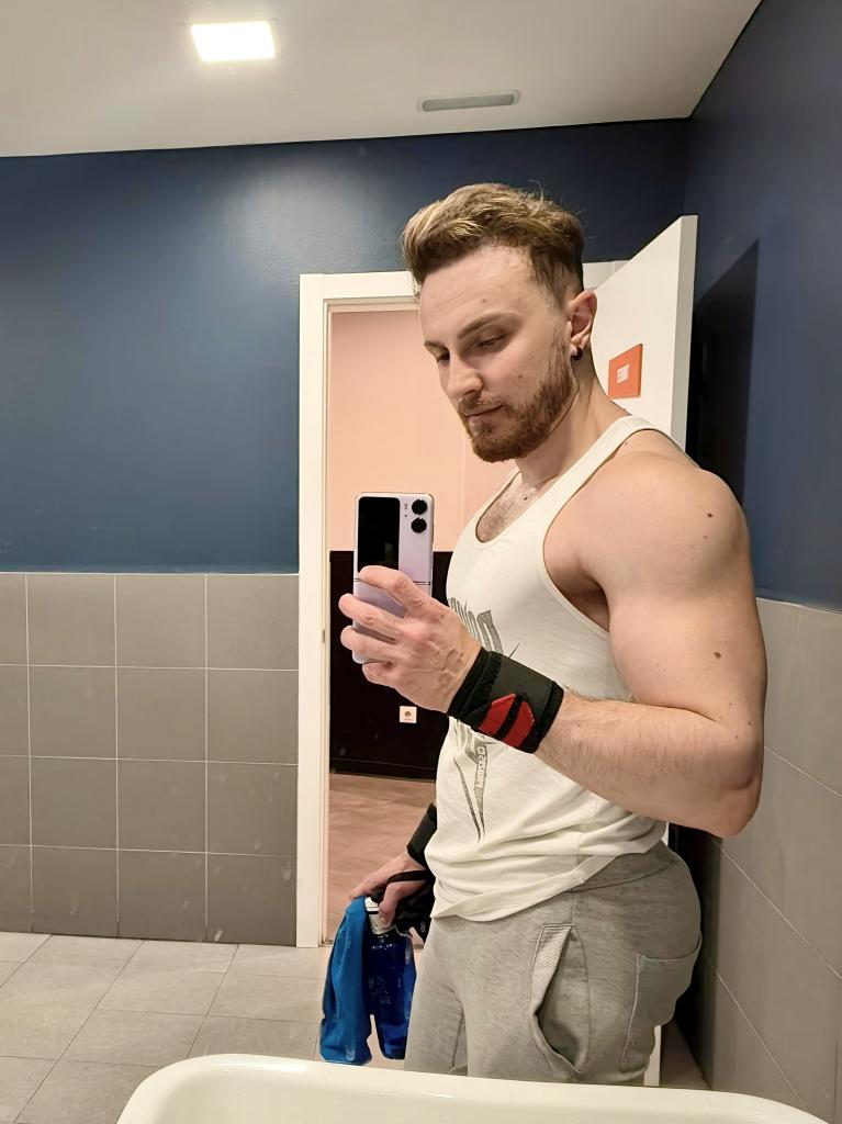 643516846: Chico busca chica en Madrid