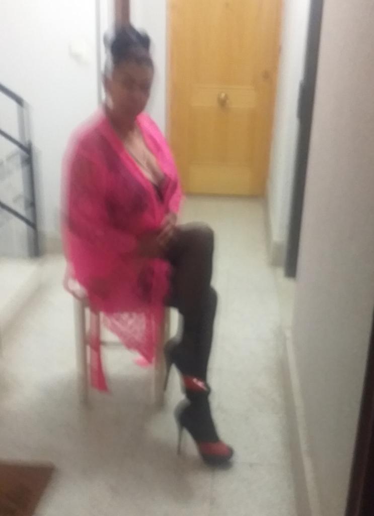 Chica busca chico en Alicante: 