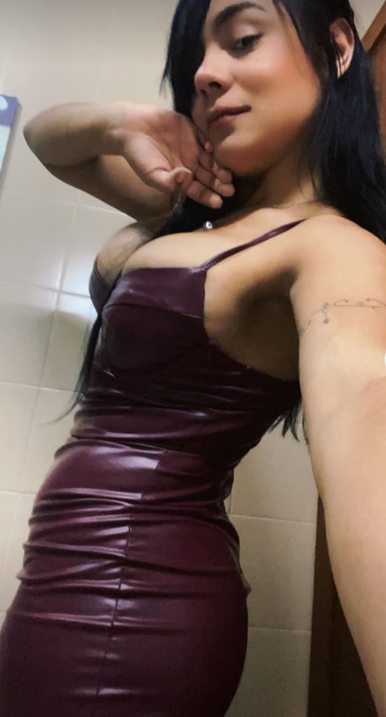 674069849: Chica busca chico en Cádiz