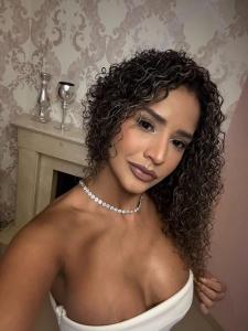 667329788: Chica busca chico en Málaga