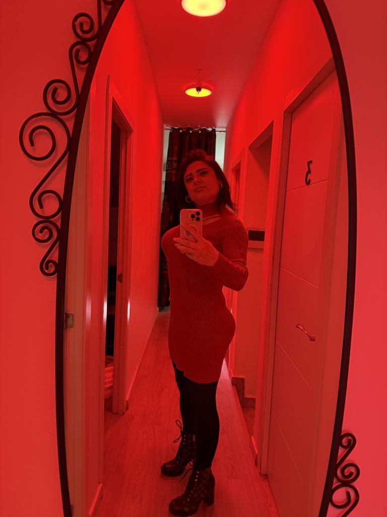 614418904: Transexual en Valencia