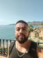 613977705: Chico busca chica en Granada