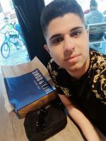 631341789: Chico busca chica en Lugo