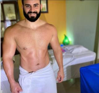 Chico busca chica en Las Palmas: 