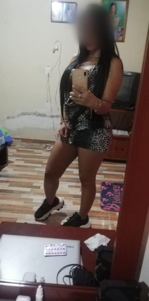 697510706: Chica busca chico en Cádiz