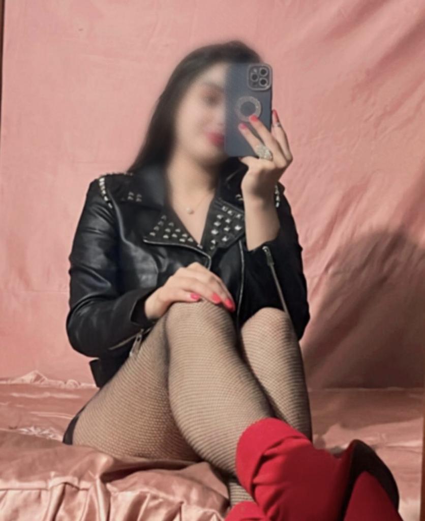 614997572: Chica busca chico en Madrid
