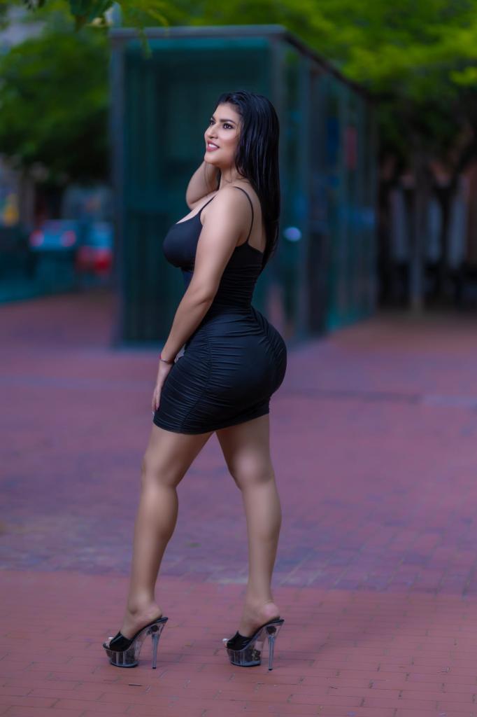 645938150: Chica busca chico en Alicante