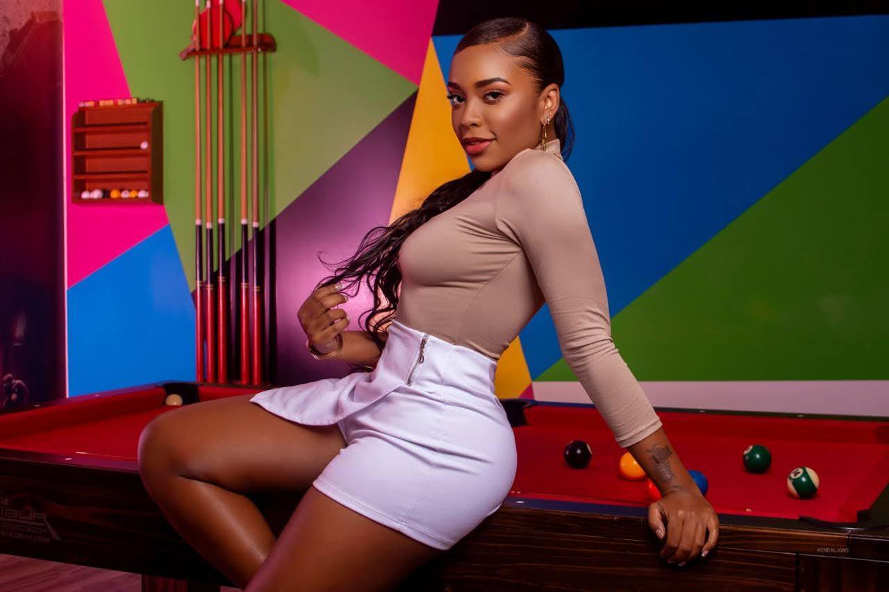 604213612: Chica busca chico en Valencia